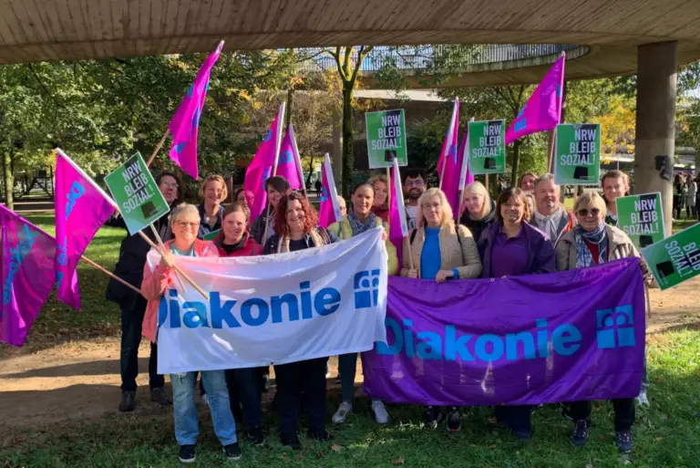 WIR bei der Demo in Düsseldorf